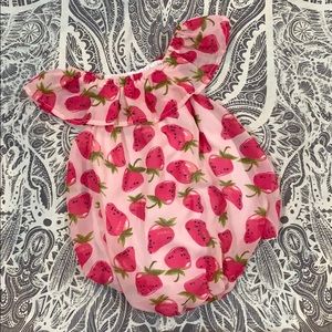 Strawberry bubble romper 🍓